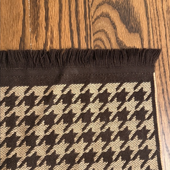 Versace Dark Brown and Tan Houndstooth Wool Scarf - Picture 4 of 10